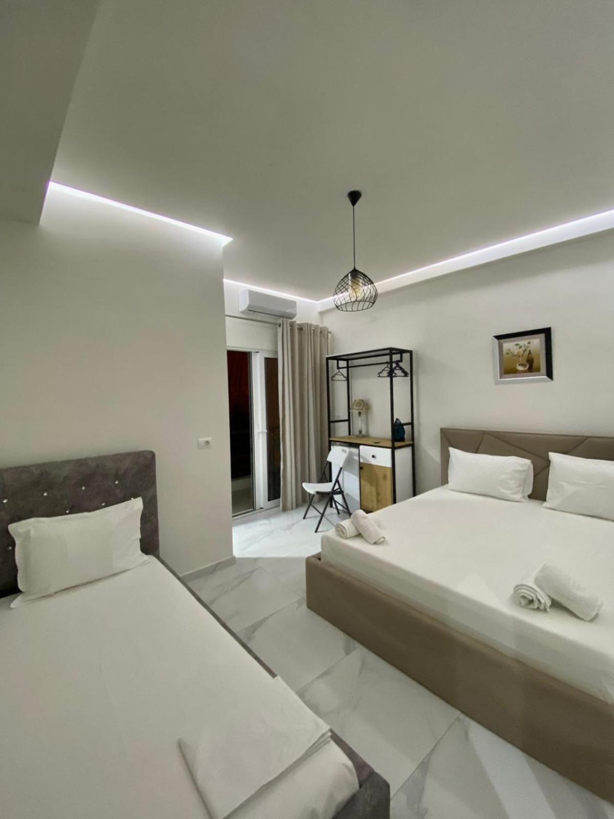 Vila Kleopatra Sarandë Exterior foto